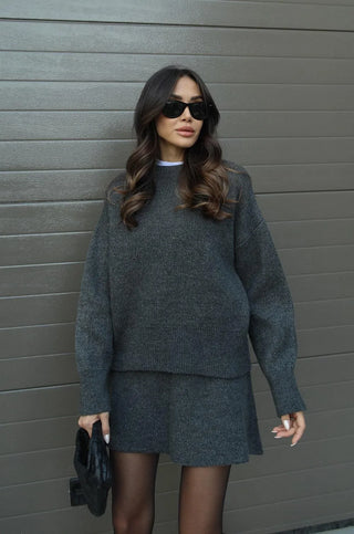 Ariana | Ensemble tricot avec pull et jupe