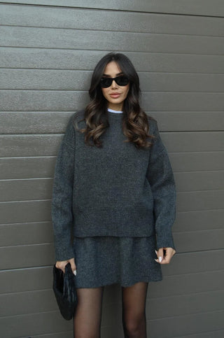 Ariana | Ensemble tricot avec pull et jupe