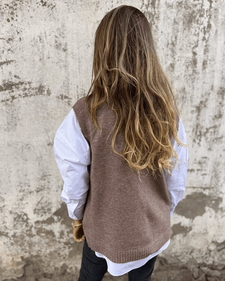 Maëline – Le cardigan doux et élégant, indispensable de toute garde-robe