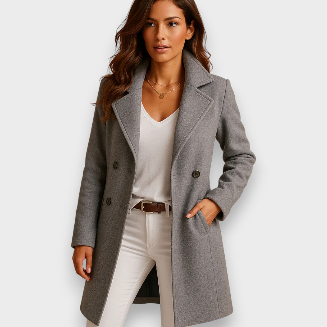 Nora Élise — Manteau élégant à la coupe féminine