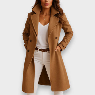 Nora Élise — Manteau élégant à la coupe féminine